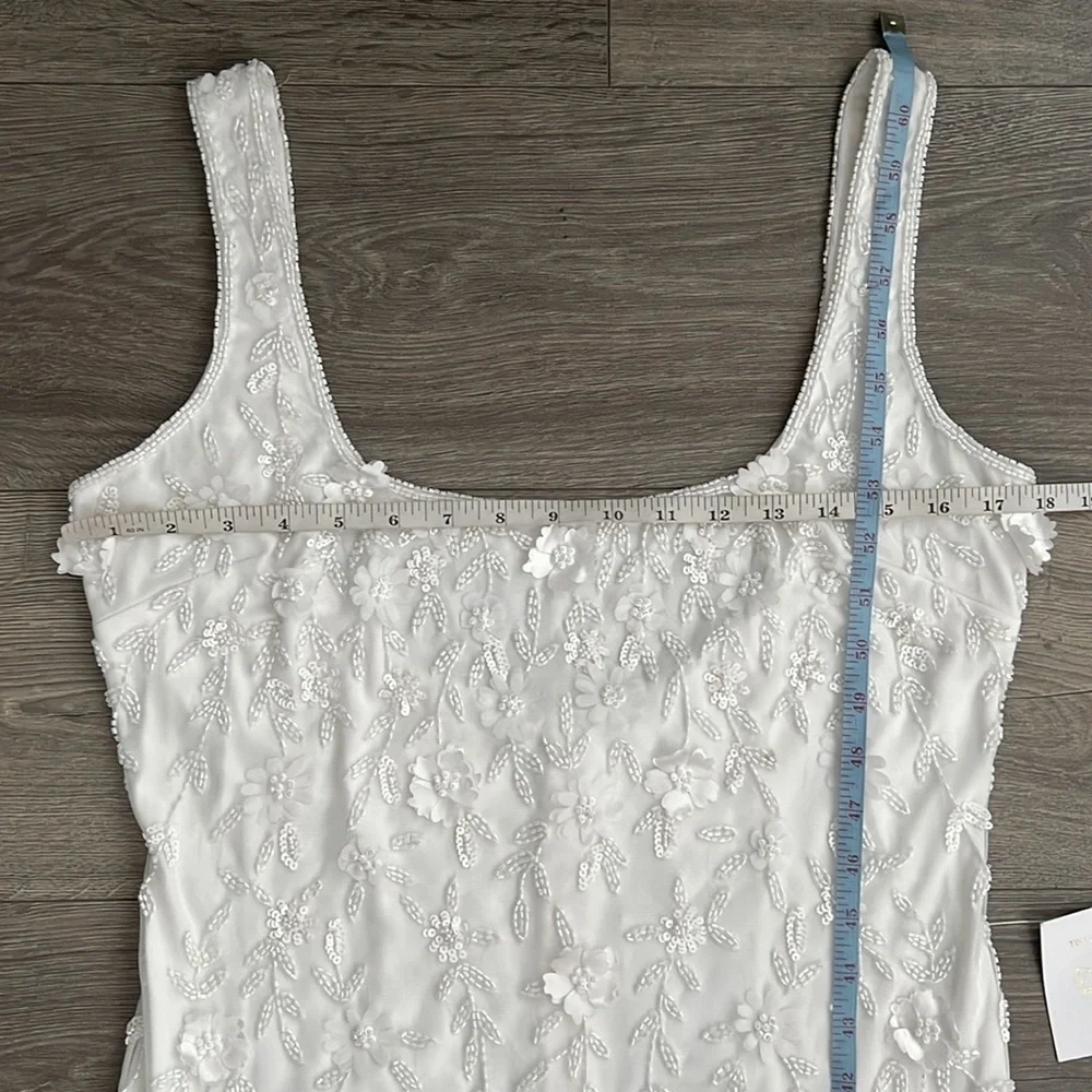 Lulu's White Embellished Square-Neck Wedding Gown - Picture 12 of 12